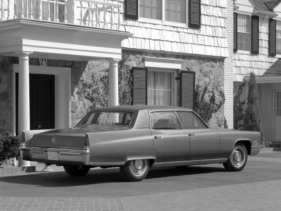 Cadillac Fleetwood Sixty Special Brougham Sedan 1969 года  (фото 2 из 2)